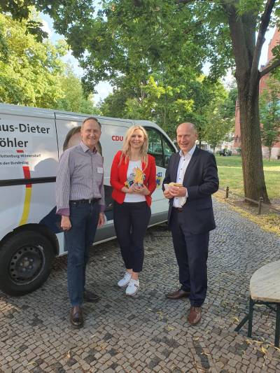 Klaus-Dieter Gr�hler MdB, Aldona Niemczyk und Spitzenkandidat Kai Wegner MdB