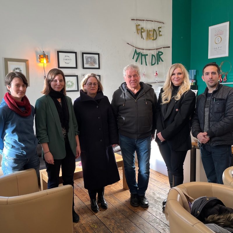 K. Neuhaus vom Nordischen Modell, C. Thi�bault-Martinez der fr. Nationalversammlung, G. Sch�nborn von Neustart e.V. und MdA A. Niemczyk